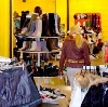 Магазины одежды и обуви в Волжском